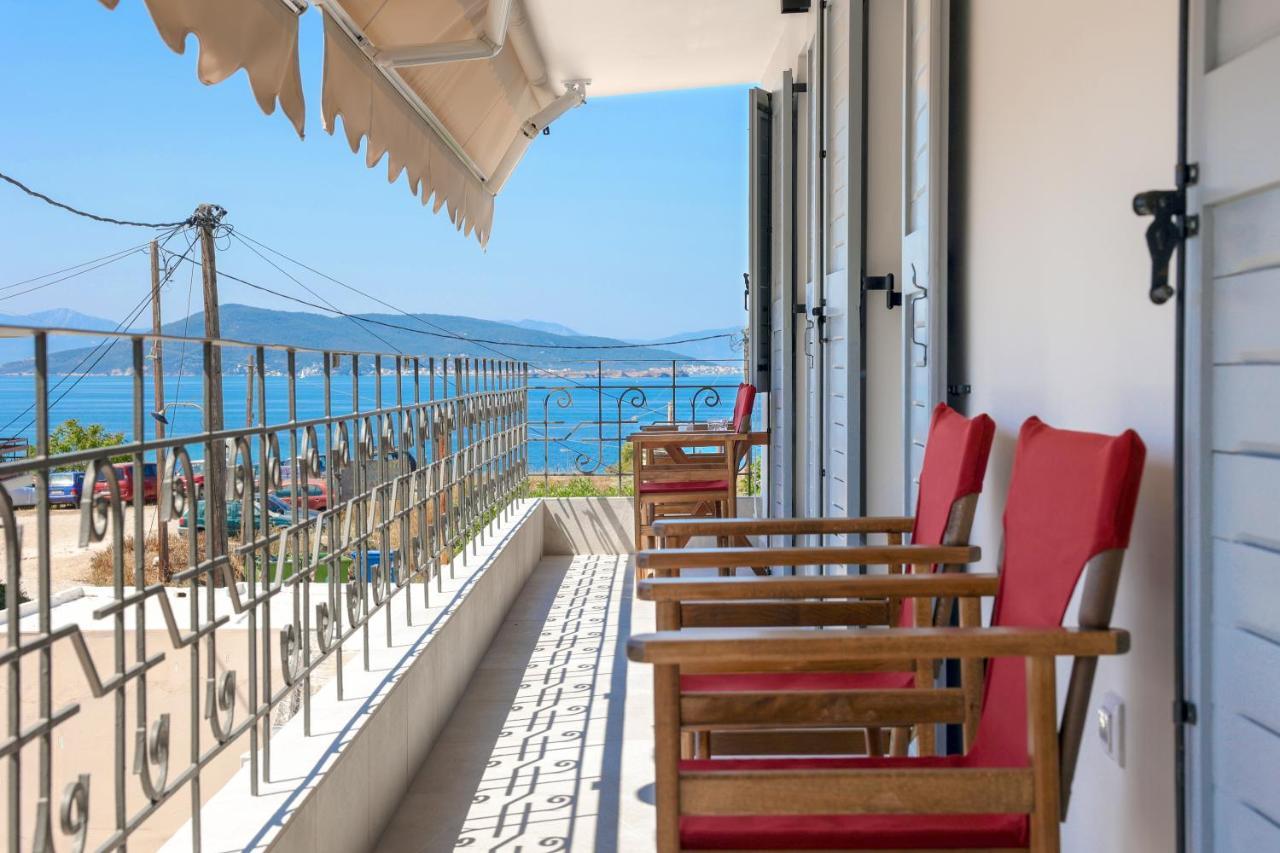 Axs First Floor Apartment Aegina Town المظهر الخارجي الصورة