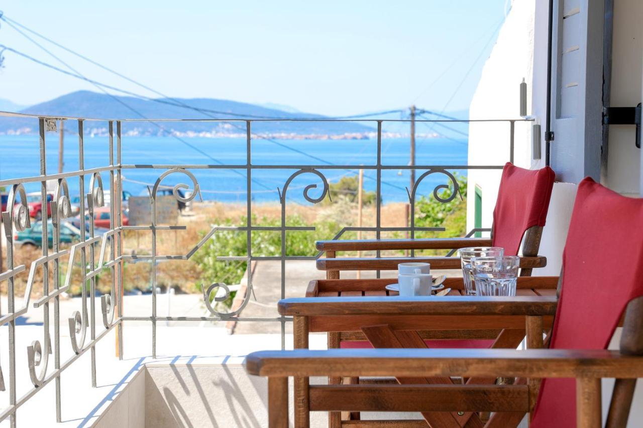 Axs First Floor Apartment Aegina Town المظهر الخارجي الصورة