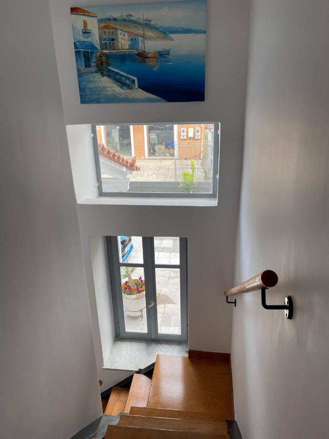 Axs First Floor Apartment Aegina Town المظهر الخارجي الصورة