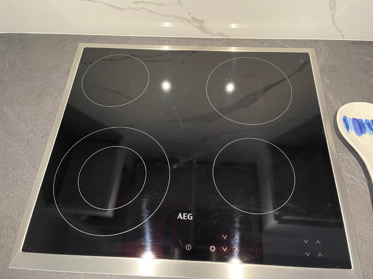 Axs First Floor Apartment Aegina Town المظهر الخارجي الصورة
