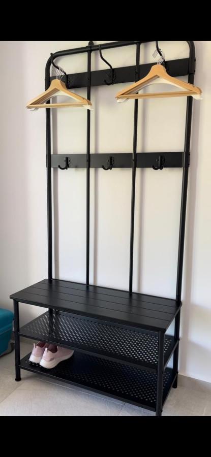 Axs First Floor Apartment Aegina Town المظهر الخارجي الصورة