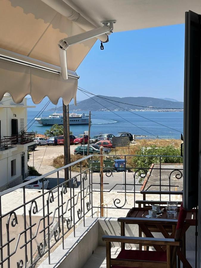 Axs First Floor Apartment Aegina Town المظهر الخارجي الصورة
